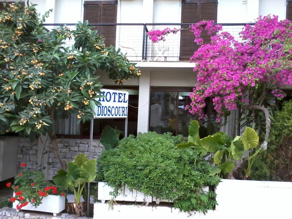 Dioscouri Hotel EEsparta Exterior foto